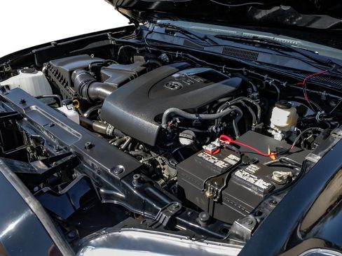 Used 2023 Toyota Tacoma SR5 w/ Trail Edition image 54