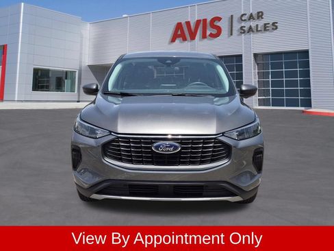 Used 2025 Ford Escape Active AWD/4WD image 2