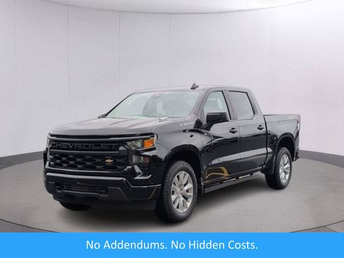 Used 2025 Chevrolet Silverado 1500 Custom w/ LPO, Dark Essentials Package AWD/4WD image 1