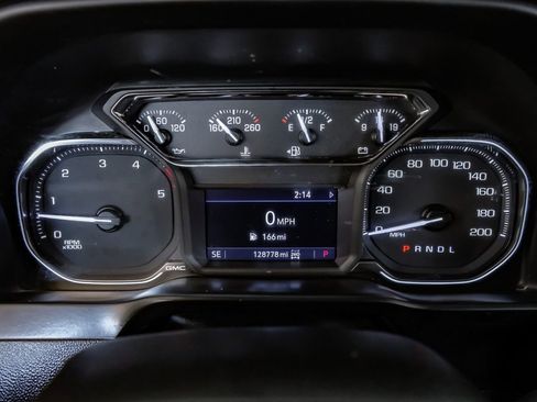 Used 2020 GMC Sierra 2500 SLE w/ SLE Value Package; image 19