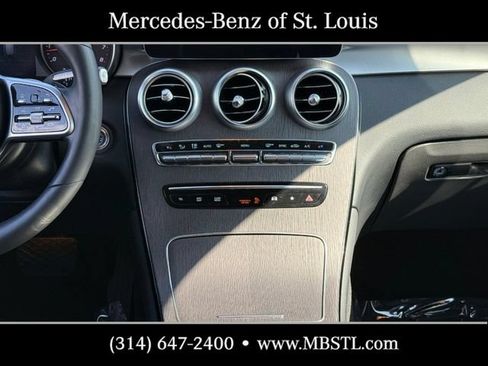 Used 2022 Mercedes-Benz GLC 300 4MATIC image 16