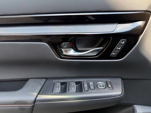 Used 2025 Honda CR-V Sport Touring image 13