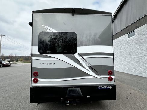 Used 2016 Mercedes-Benz Sprinter 3500 w/ Swivel Seat Package image 32