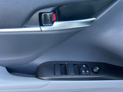 Used 2024 Toyota Camry LE w/ Convenience Package image 11