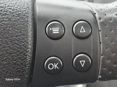 Used 2009 Volkswagen GTI 4-Door FWD image 22