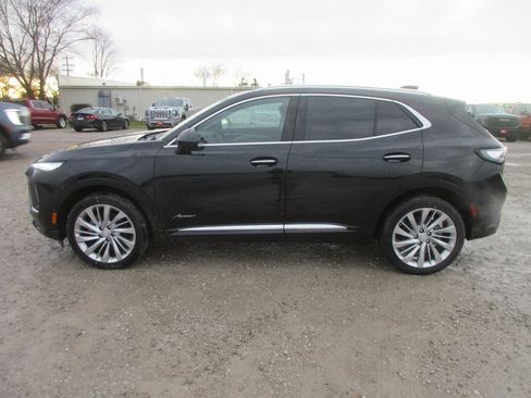 New 2026 Buick Envision Avenir image 9