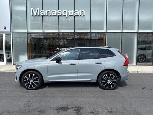 Certified 2025 Volvo XC60 B5 Plus AWD/4WD image 2
