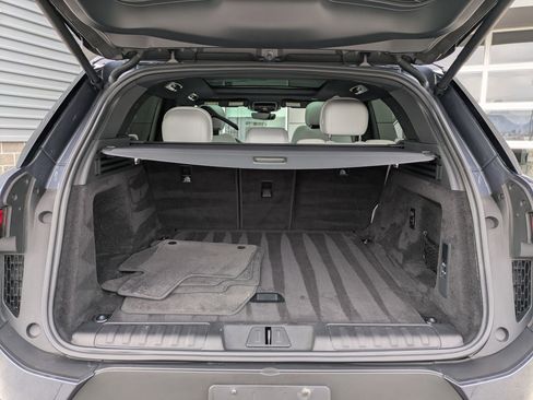 Certified 2025 Land Rover Range Rover Sport SE image 28