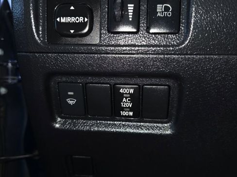 Used 2020 Toyota 4Runner Venture w/ Moonroof Package AWD/4WD image 13
