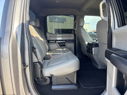 Used 2021 Ford F250 XLT w/ XLT Premium Package AWD/4WD image 7