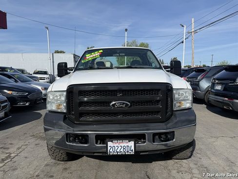 Used 2006 Ford F250 XL AWD/4WD image 2