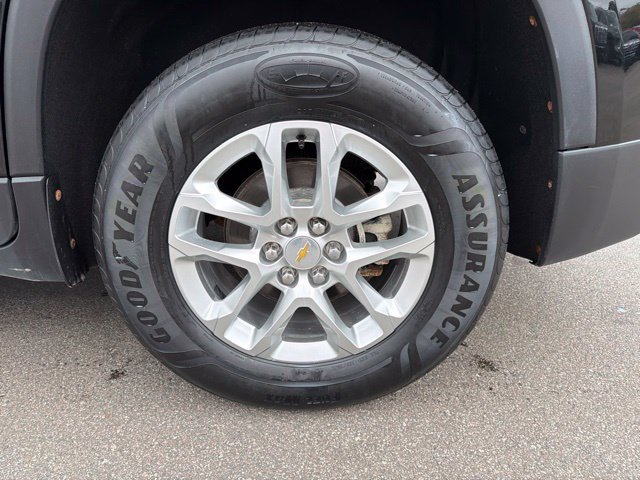 Used 2023 Chevrolet Traverse LS w/ Safety Package AWD/4WD image 11