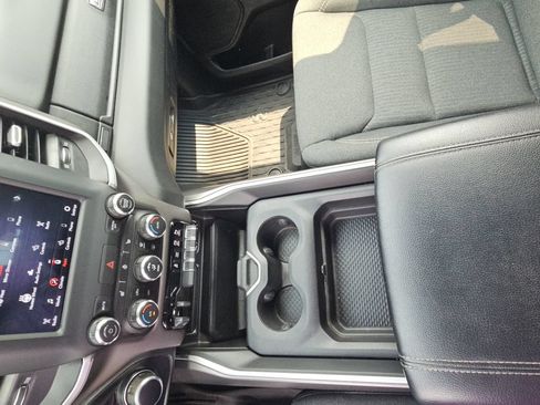 Used 2020 RAM 1500 4x4 Crew Cab image 19