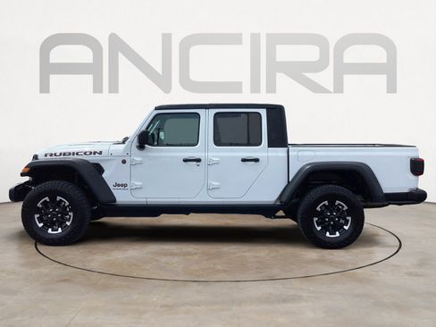 Used 2026 Jeep Gladiator Rubicon AWD/4WD image 11