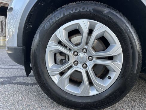 Used 2022 Land Rover Discovery Sport S image 38