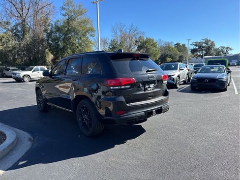 Used 2021 Jeep Grand Cherokee Limited X image 12
