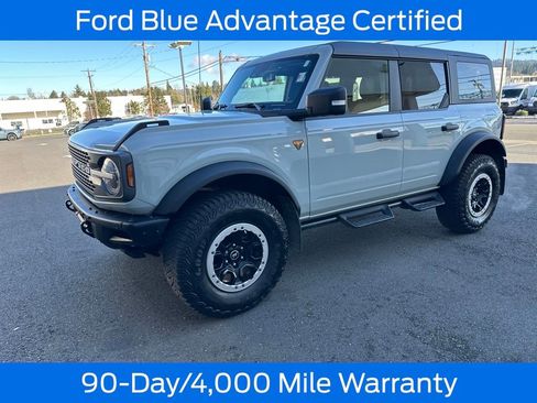 Certified 2024 Ford Bronco Badlands w/ Sasquatch Package image 3