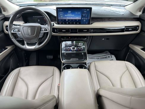 Used 2022 Lincoln Nautilus Reserve AWD/4WD image 18