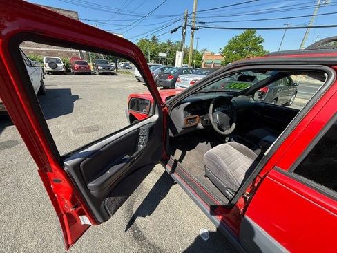 Used 1998 Jeep Grand Cherokee Laredo AWD/4WD image 9