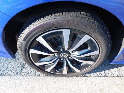 Used 2024 Honda Civic EX image 8