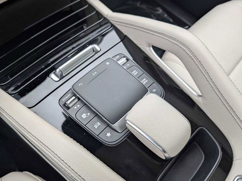 Used 2023 Mercedes-Benz GLE 350 image 17
