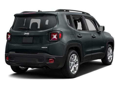 Used 2017 Jeep Renegade Altitude AWD/4WD image 3