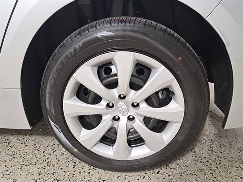 Used 2026 Toyota Corolla XLE image 8