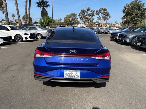 Used 2023 Hyundai Elantra SEL FWD image 8