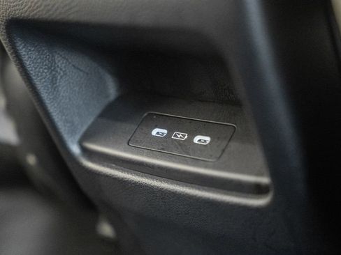 Used 2025 Honda CR-V EX-L image 34
