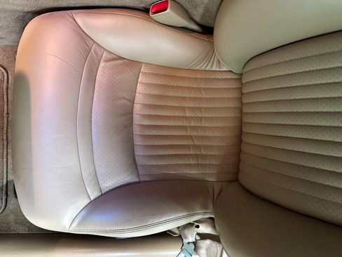 Used 2000 Chevrolet Corvette Coupe w/ Memory Pkg image 13