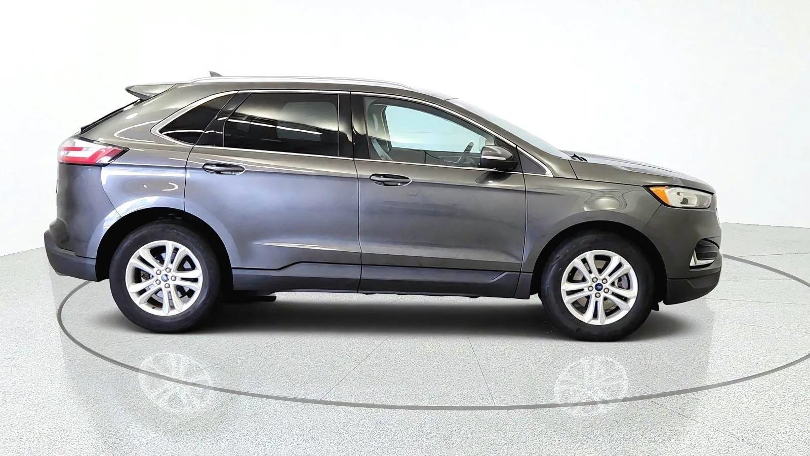 Used 2019 Ford Edge SEL w/ Equipment Group 201A AWD/4WD image 10