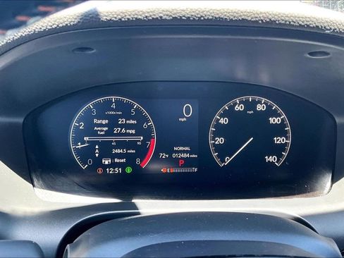 Used 2025 Honda HR-V Sport image 12