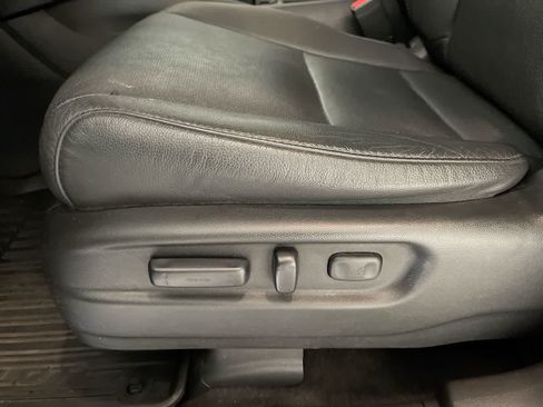 Used 2021 Honda Pilot Elite image 12