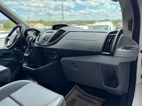Used 2018 Ford Transit 250 130 Medium Roof image 16