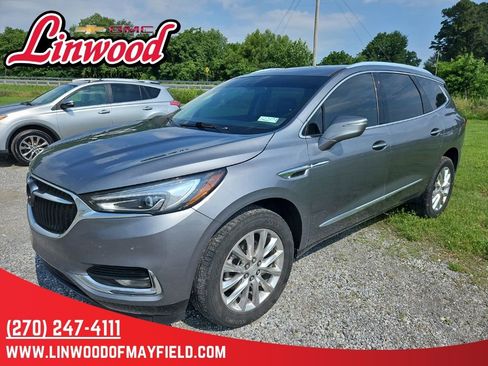 Used 2020 Buick Enclave Essence FWD image 1