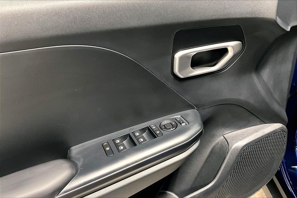 Used 2026 Kia K4 FWD image 19