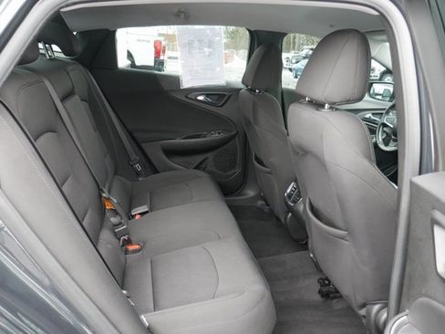 Used 2018 Chevrolet Malibu LT image 20