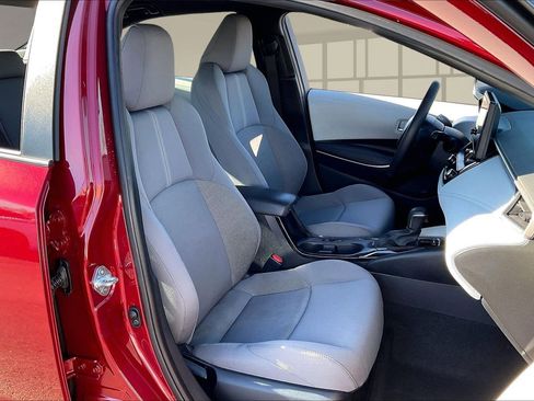 Used 2024 Toyota Corolla SE image 29