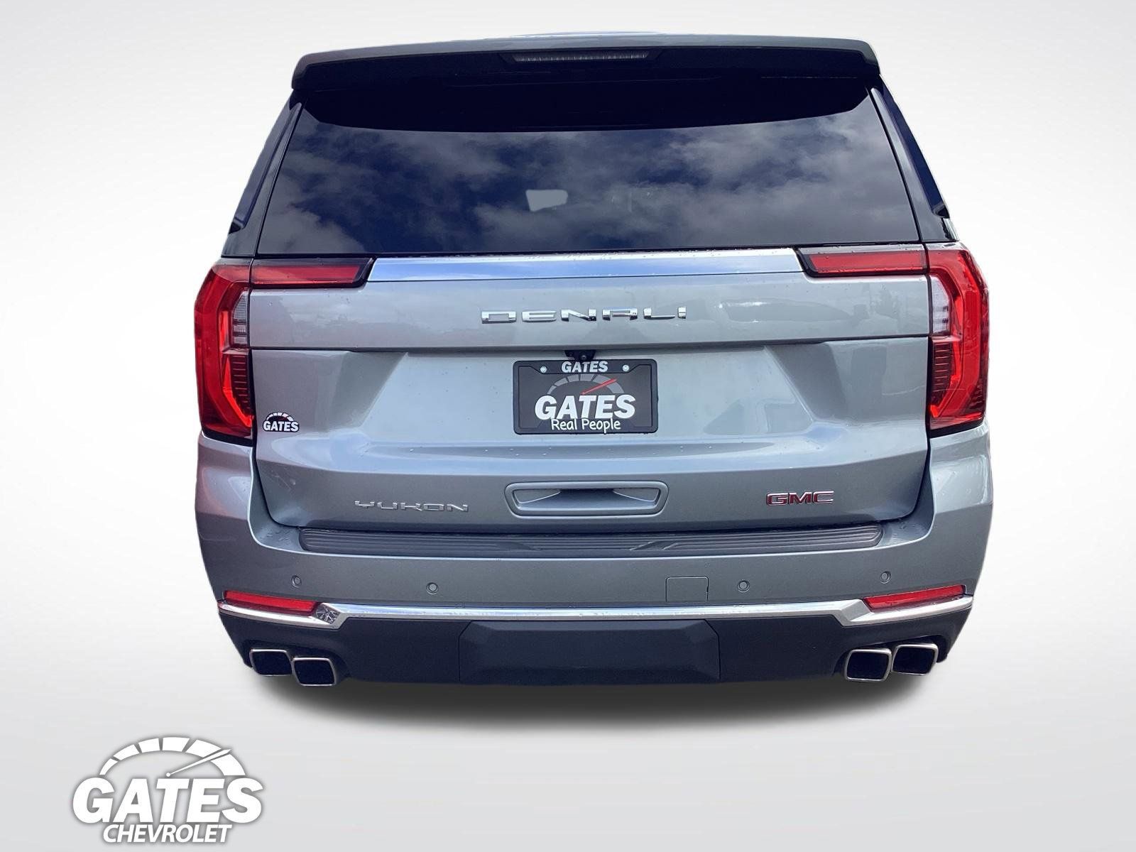 Used 2025 GMC Yukon XL Denali AWD/4WD image 7