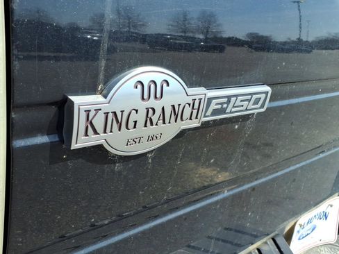 Used 2014 Ford F150 King Ranch w/ King Ranch Luxury Package image 7