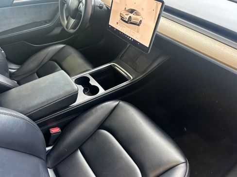 Used 2022 Tesla Model 3 RWD image 19