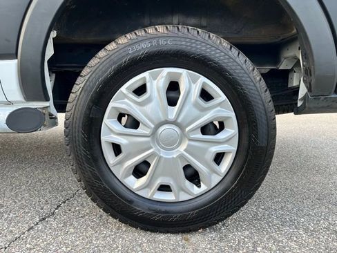 Certified 2025 Ford Transit 250 Low Roof w/ Exterior Upgrade Package RWD image 12