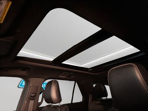 Used 2021 Ford Explorer ST w/ ST Street Pack image 27