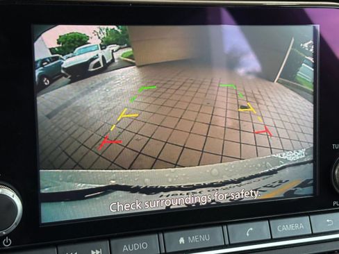 Used 2025 Nissan Altima 2.5 SV FWD image 19