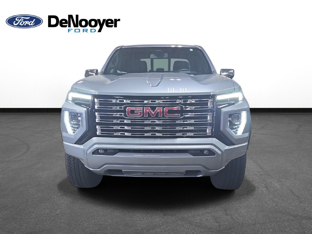Used 2026 GMC Canyon Denali AWD/4WD image 3