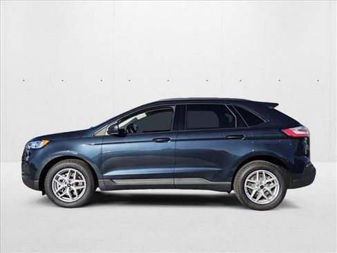 New 2024 Ford Edge SE image 5