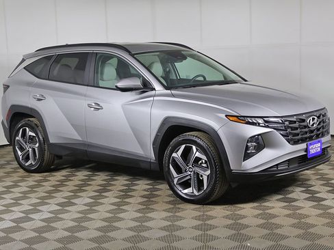 Certified 2024 Hyundai Tucson SEL w/ Convenience Package AWD/4WD image 2