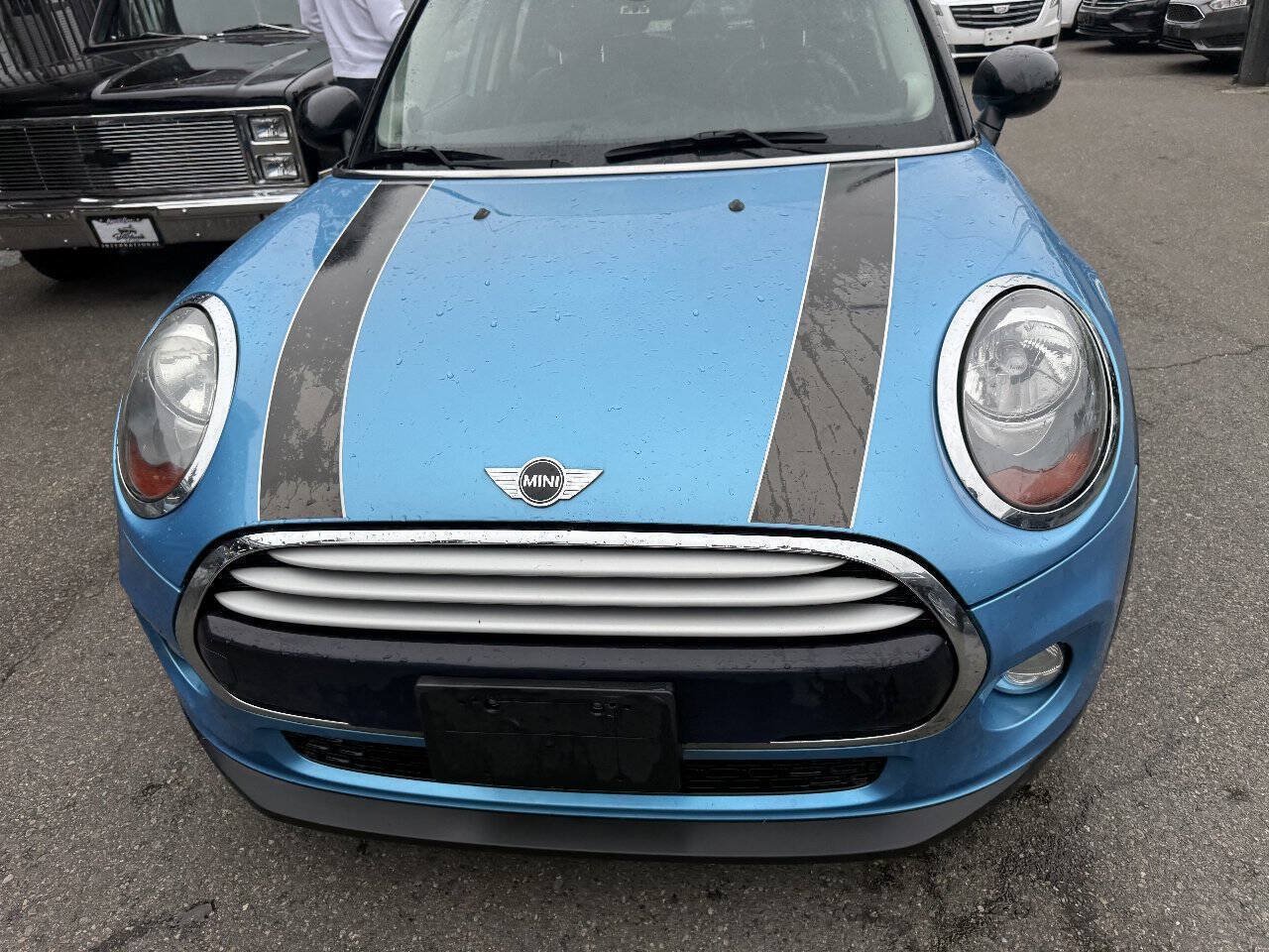 Used 2015 MINI Cooper 4-Door Hardtop FWD image 2