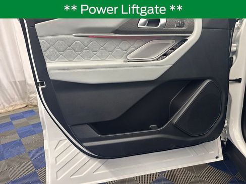 New 2026 Ford Explorer Platinum w/ LUX Leather Package AWD/4WD image 10