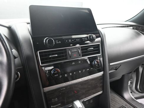 Used 2023 Nissan Armada Platinum w/ Captain's Chairs Package RWD image 14